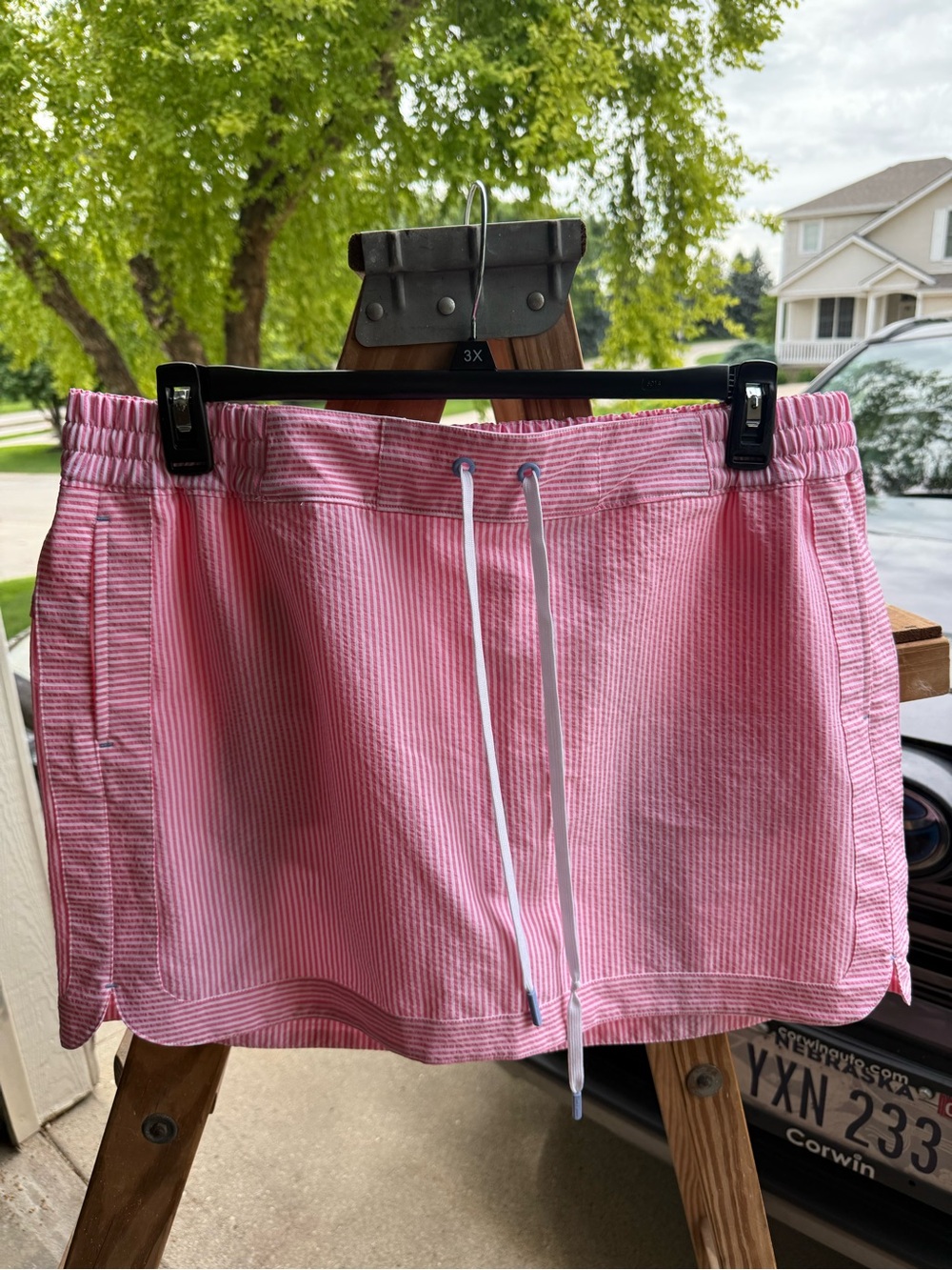 Vineyard Vines Pink and White Striped Performance Skirt - Navy Logo